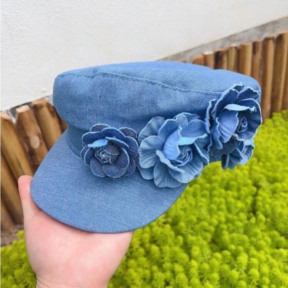 Denim Super Chic Hat with Roses - Picture 6 of 9